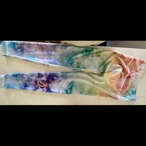 Peloton Lead with Love Legging Size Small